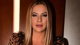 Tatilde verdiği pozlarla dikkat çekti…