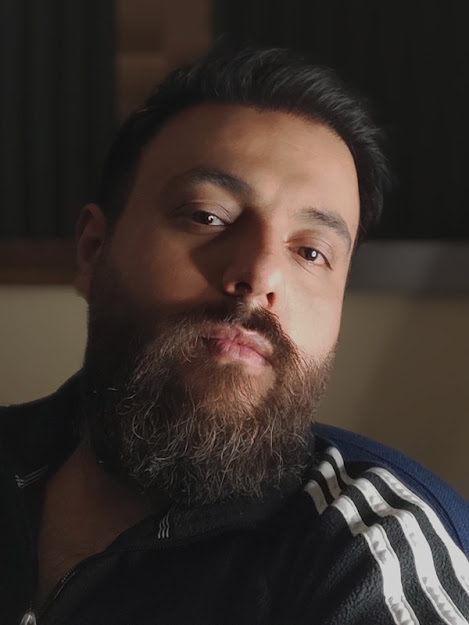 Gecenin DJ kadrosunda ünlü magazin gazetecisi Erkan Özbey!