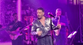 Emre Altuğ İddialı Geliyor!